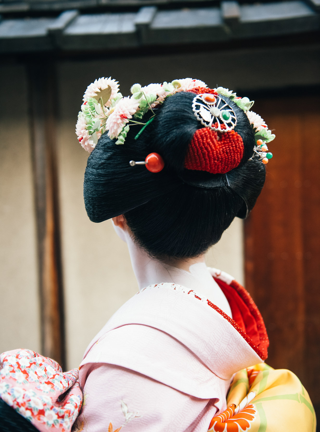 geisha inspired hair